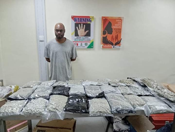 Arrested businessman excretes 88 wraps of cocaine