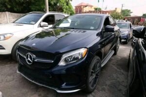 EFCC Recovers Luxury Cars, Arrests 120 Suspected Internet Fraudsters In Lagos (+PHOTOS)
