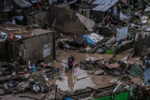 Death Toll from Typhoon Kalmaegi Surpasses 100 in Central Philippines